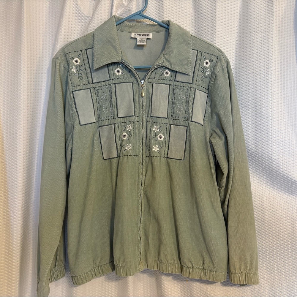Alfred Dunner light green embroidery corduroy zipper jacket size 12